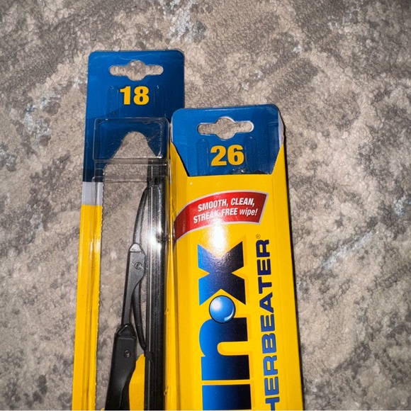 pair of windshield wipers - Picture 2 of 2